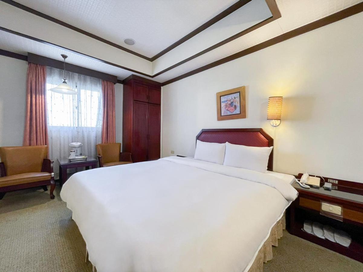 Guide Hotel Changhua Jhongjheng Extérieur photo