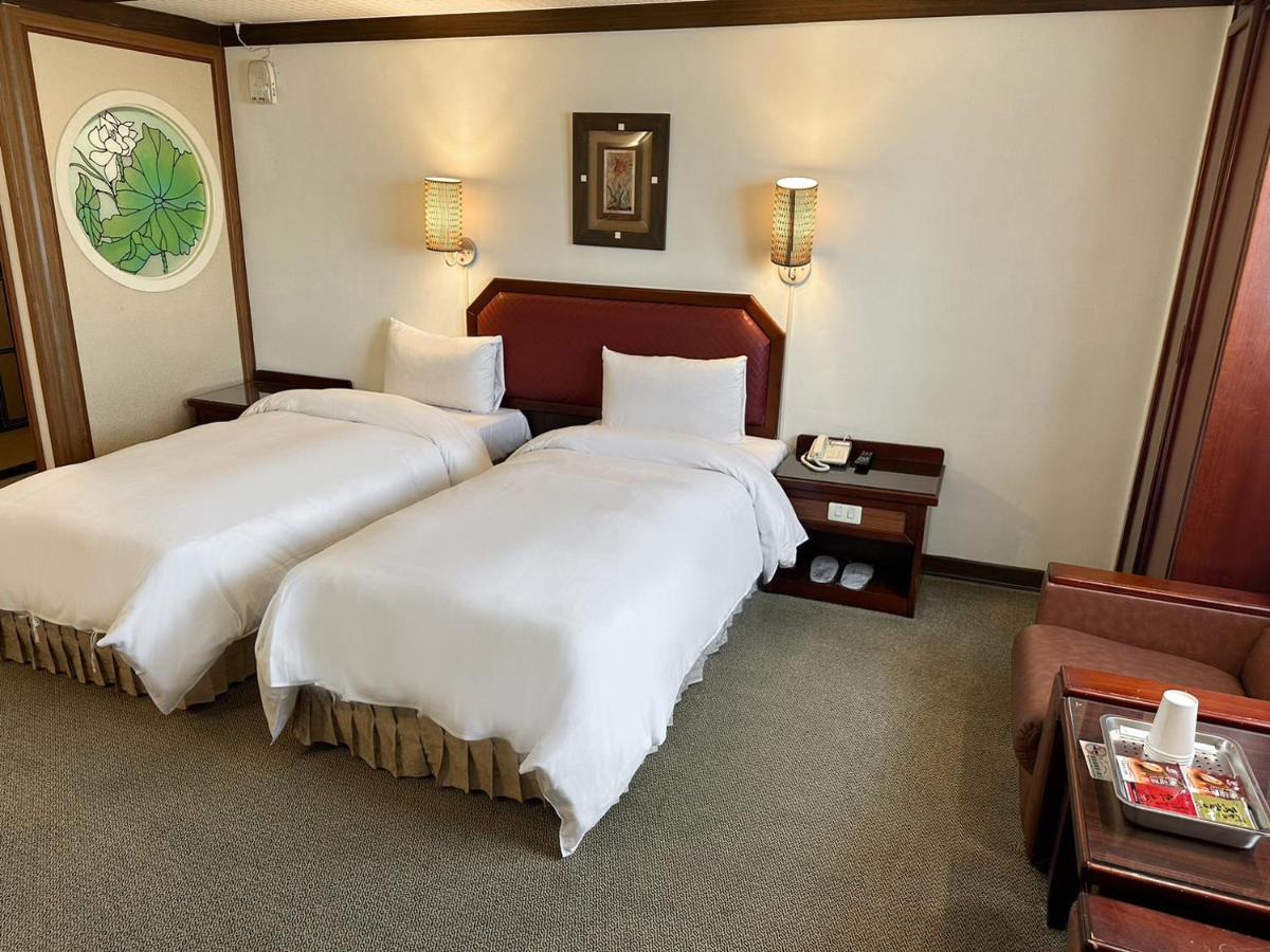 Guide Hotel Changhua Jhongjheng Extérieur photo