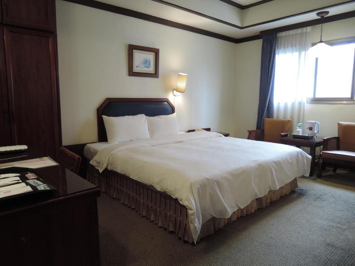 Guide Hotel Changhua Jhongjheng Extérieur photo