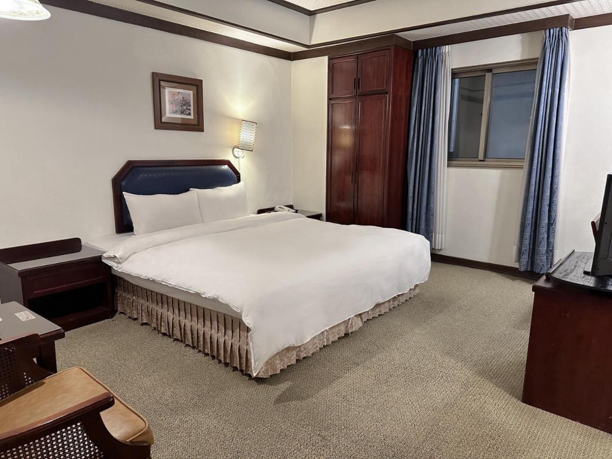 Guide Hotel Changhua Jhongjheng Extérieur photo
